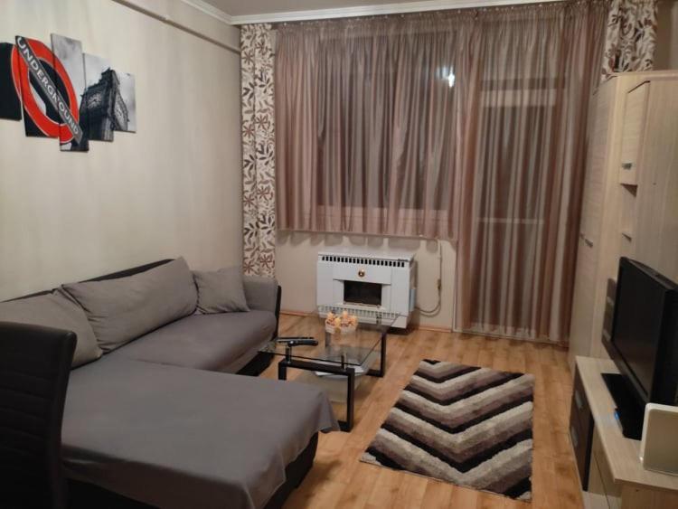 Kertvaros24 Apartman Hodmezovasarhely Bagian luar foto